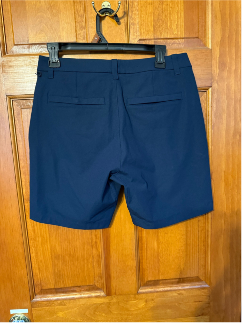 Men’s Lululemon Commission Classic-Fit Short 7" - Picture 3 of 5